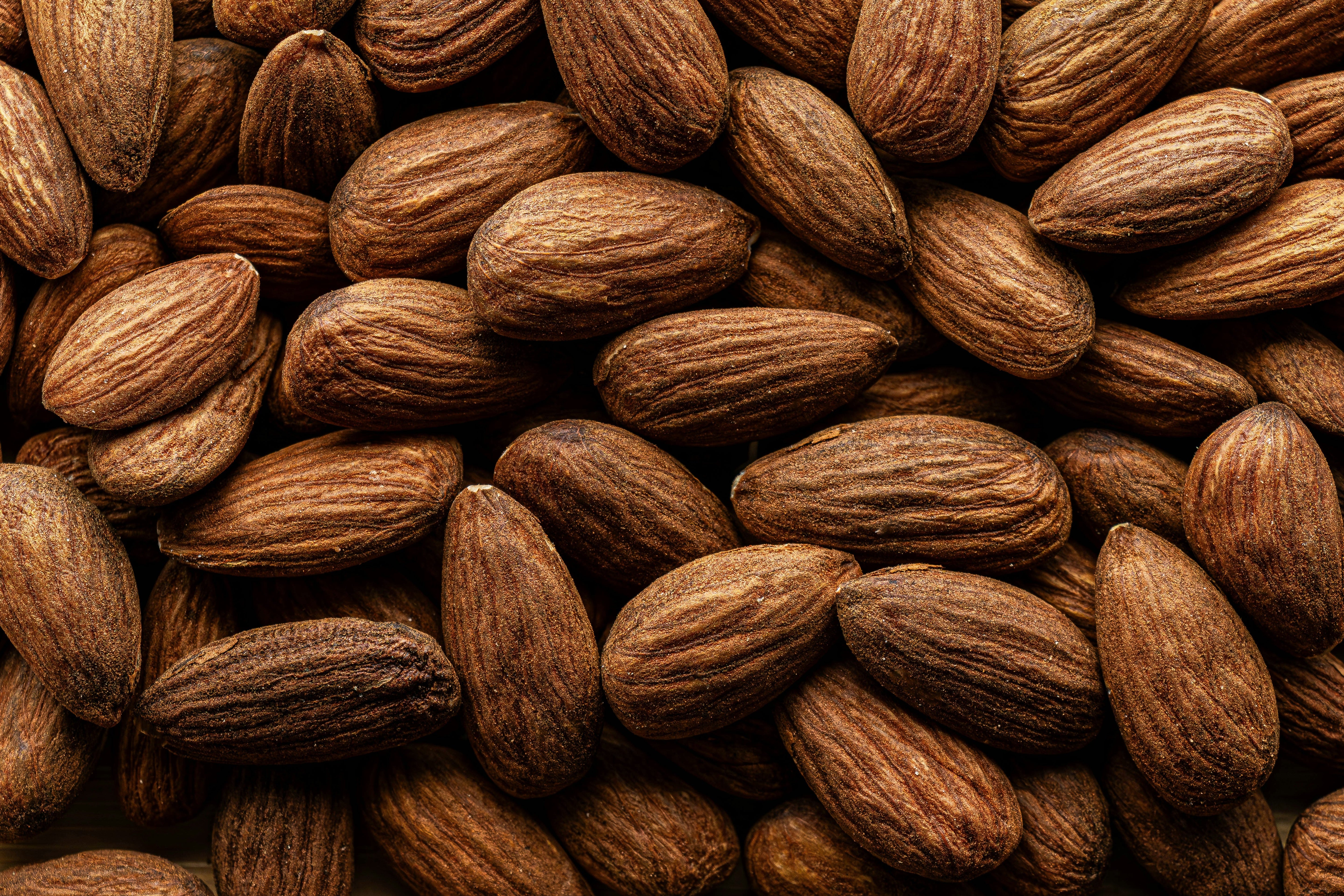 SWEET ALMOND OIL
